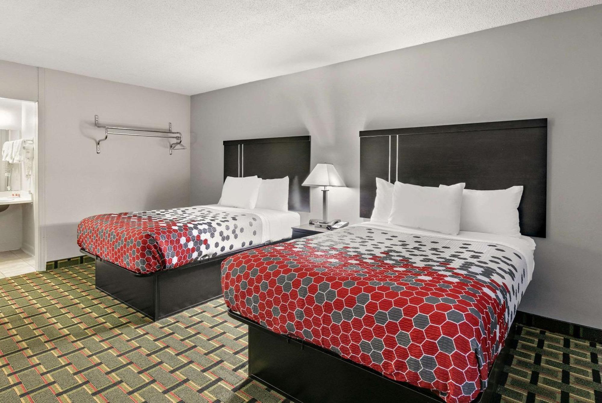 Econo Lodge كليمسون المظهر الخارجي الصورة