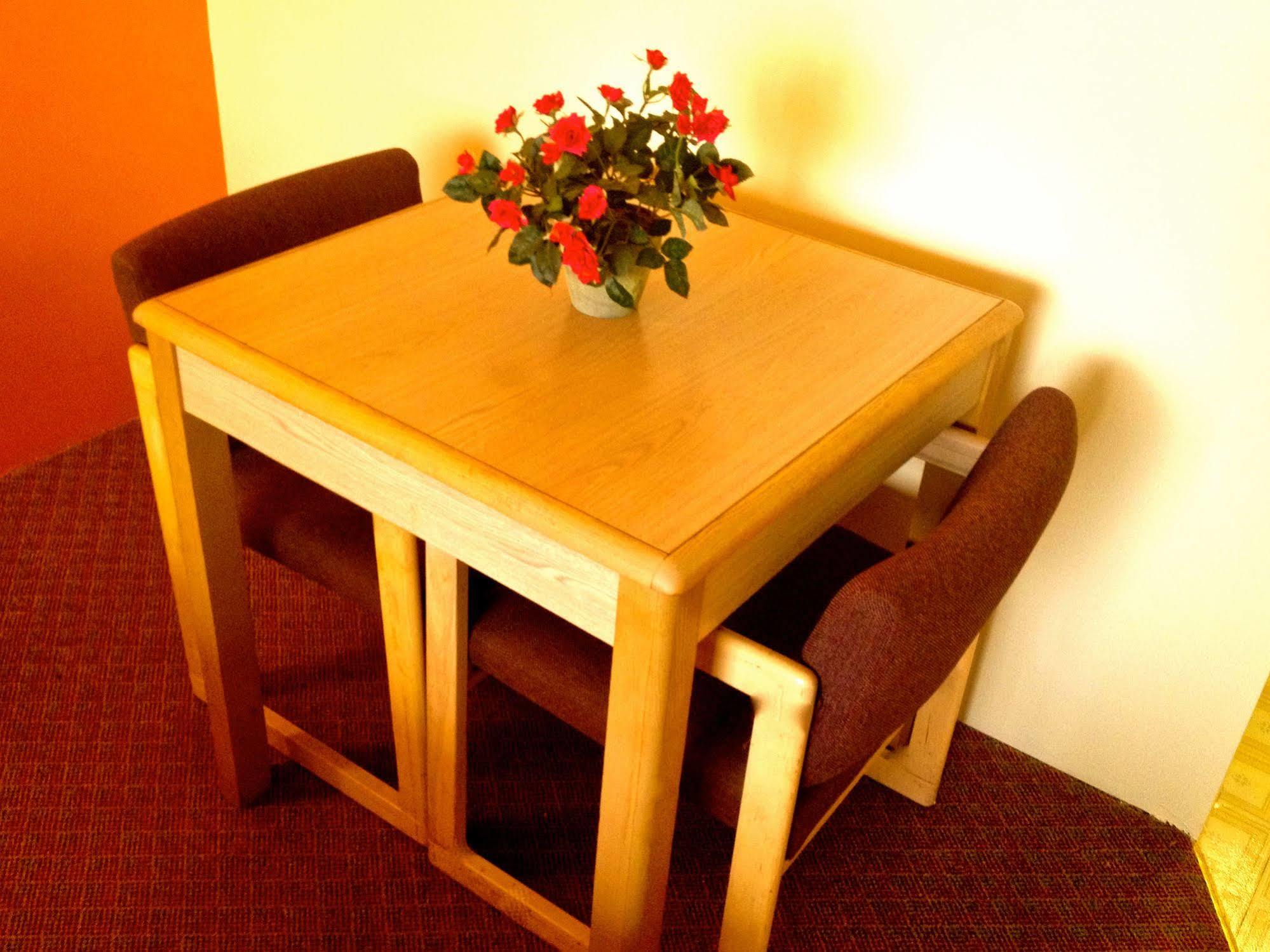 Econo Lodge كليمسون المظهر الخارجي الصورة